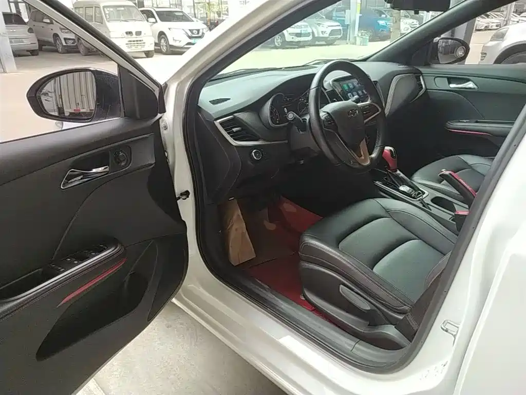 Chevrolet Monza 2020 — фото 16