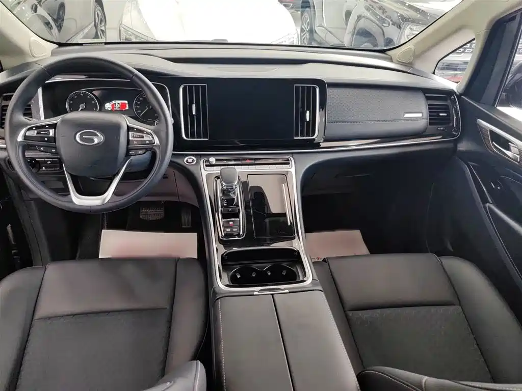 GAC Motor Trumpchi M8 2025 — фото 11