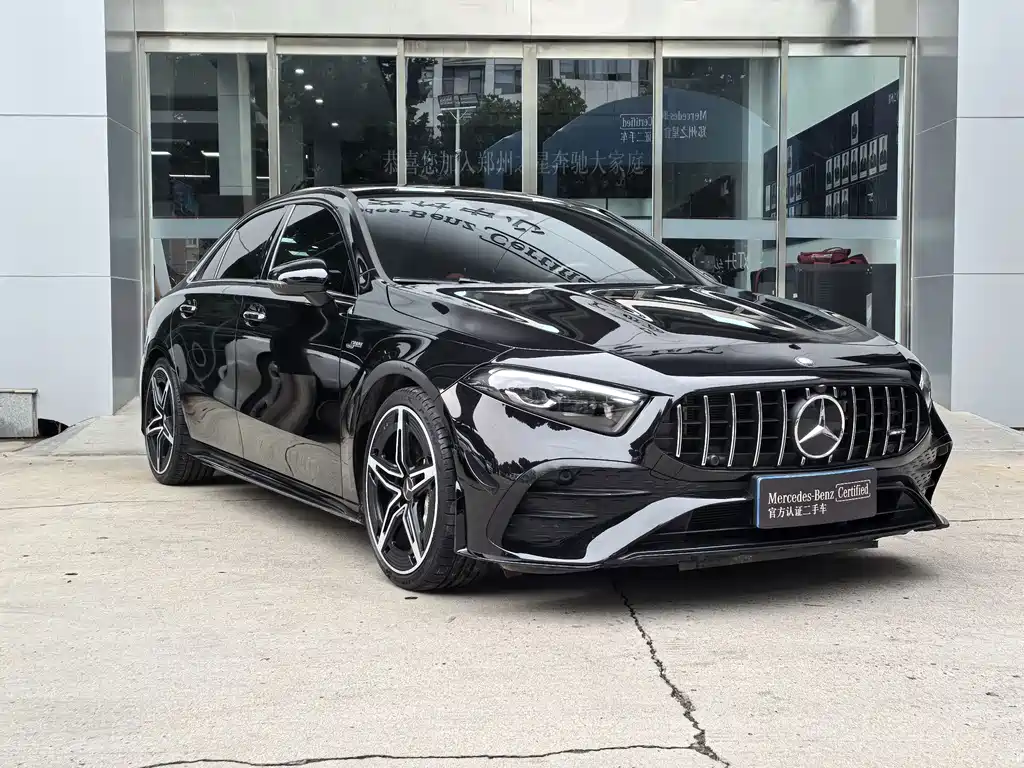 Mercedes-Benz A-Class AMG 2025 — фото 3