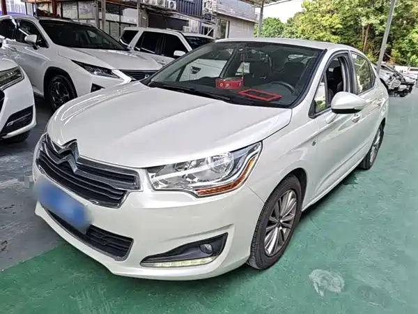 Citroën C4L 2014