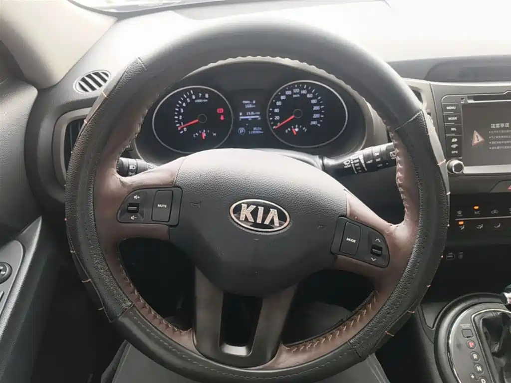 Kia Sportage 2015 — фото 11