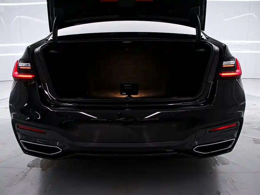 BMW 7 Series 2021 — фото 15