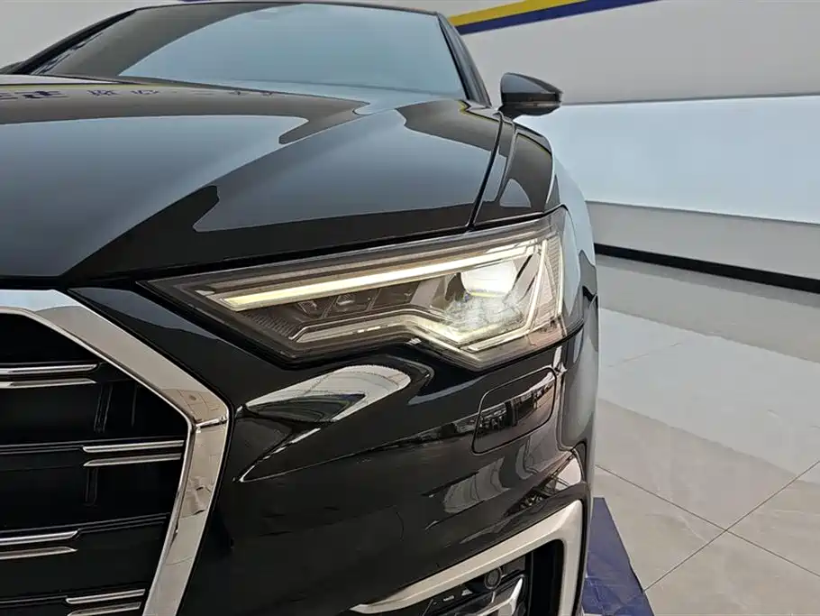 Audi A6L 2023