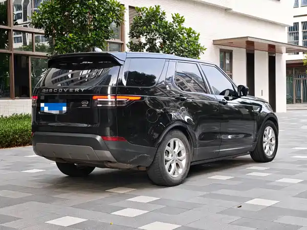 Land Rover Discovery 2018