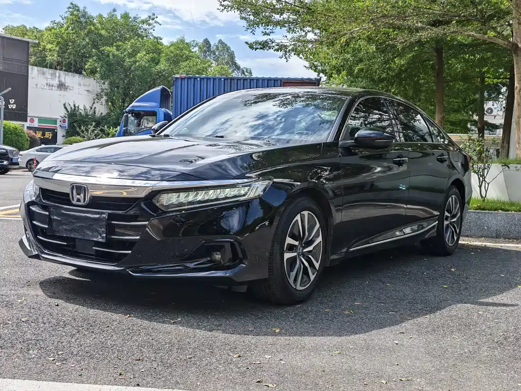 Honda Accord 2023 — фото 1