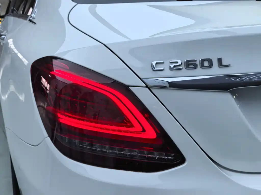 Mercedes-Benz C-Class 2020 — фото 25