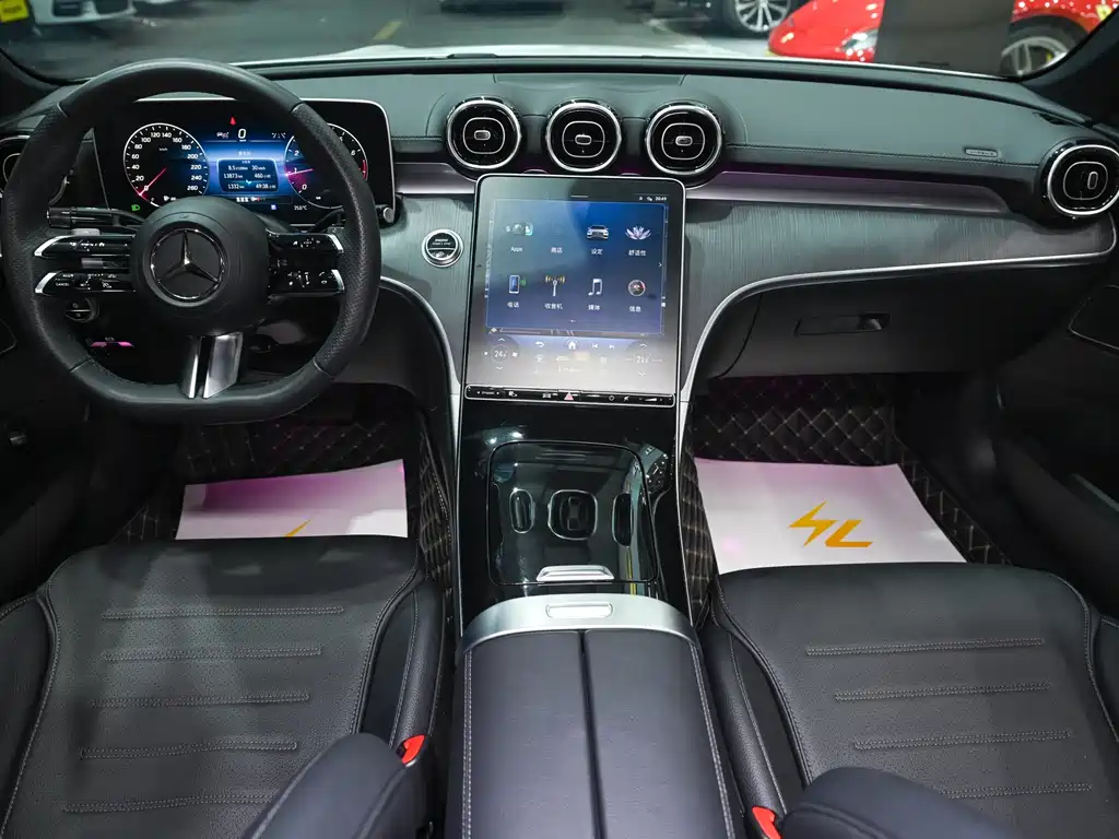 Mercedes-Benz C-Class 2023 — фото 15