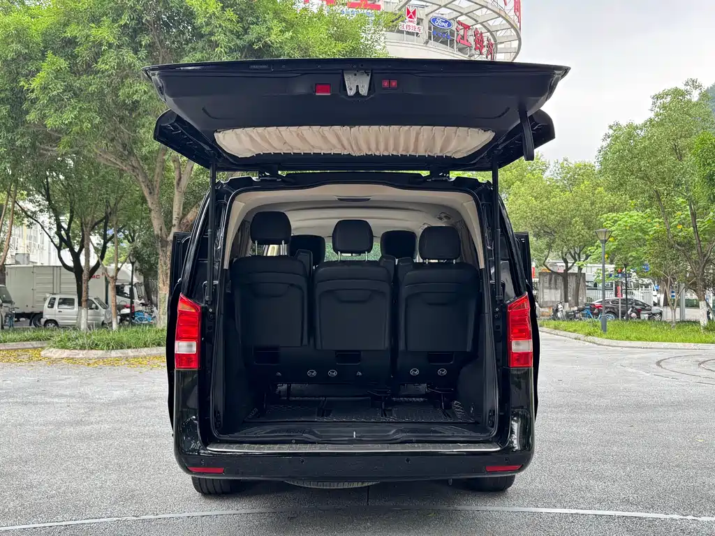 Mercedes-Benz Vito 2018 — фото 17