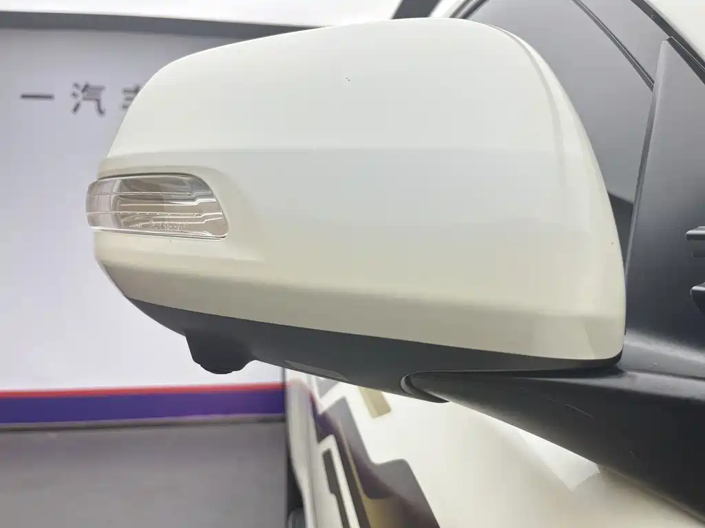 Toyota Prado 2018 — фото 13