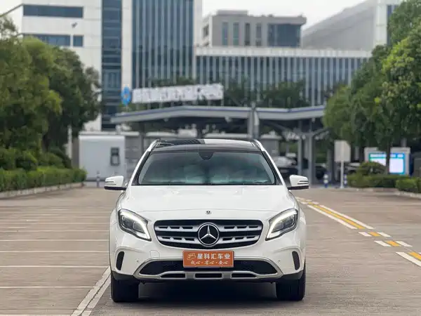 Mercedes-Benz GLA 2018