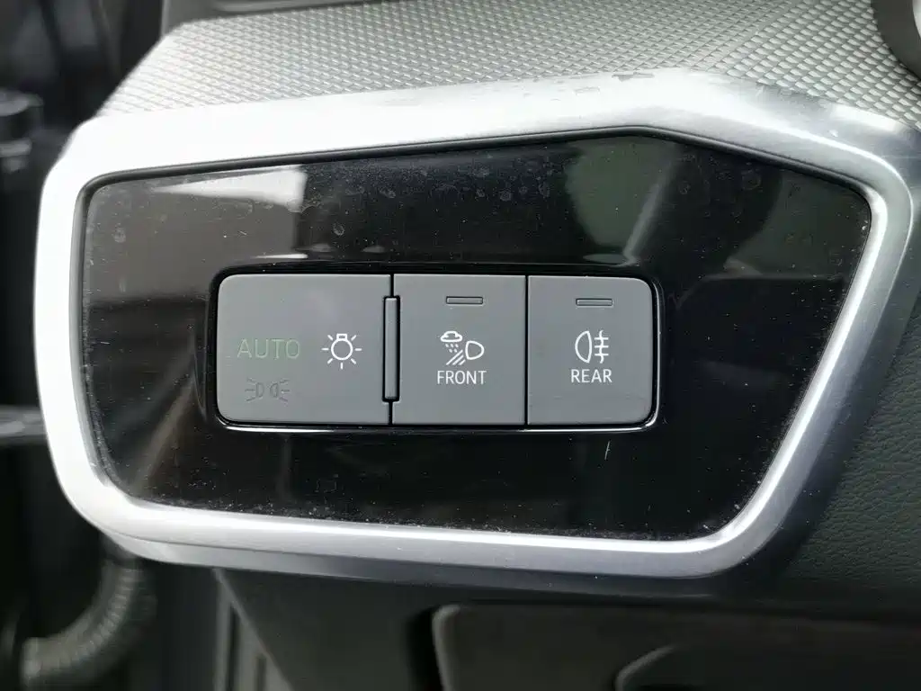 Audi A6L 2021 — фото 21