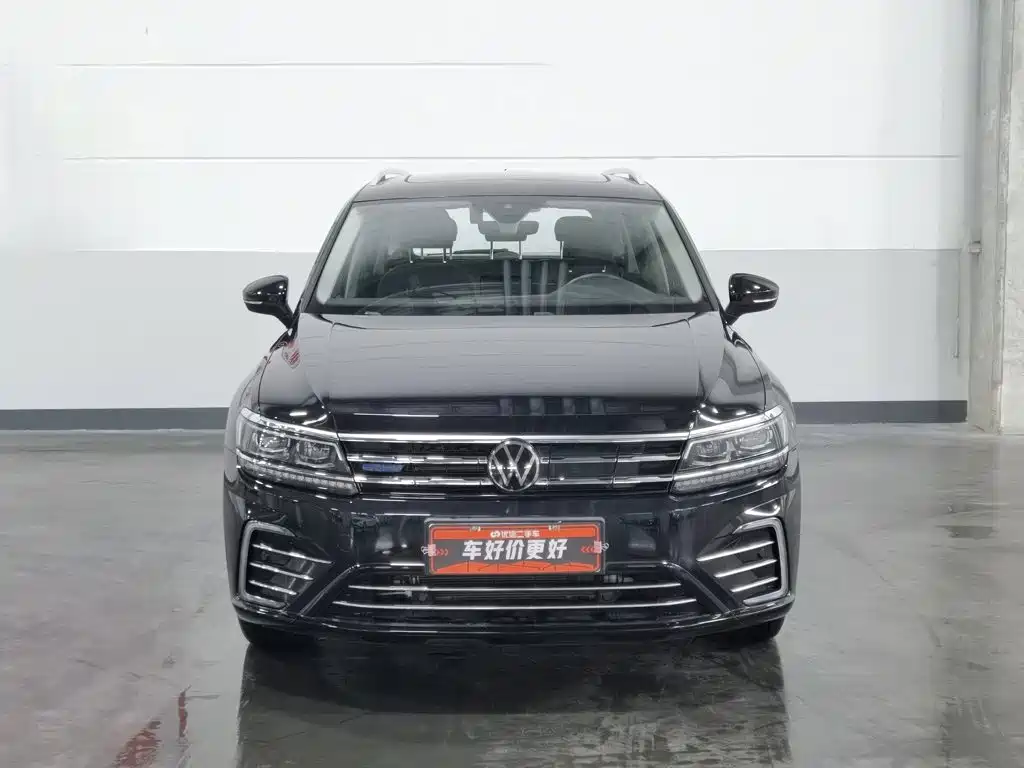 Volkswagen Tiguan L Plug-In Hybrid 2021 — фото 3