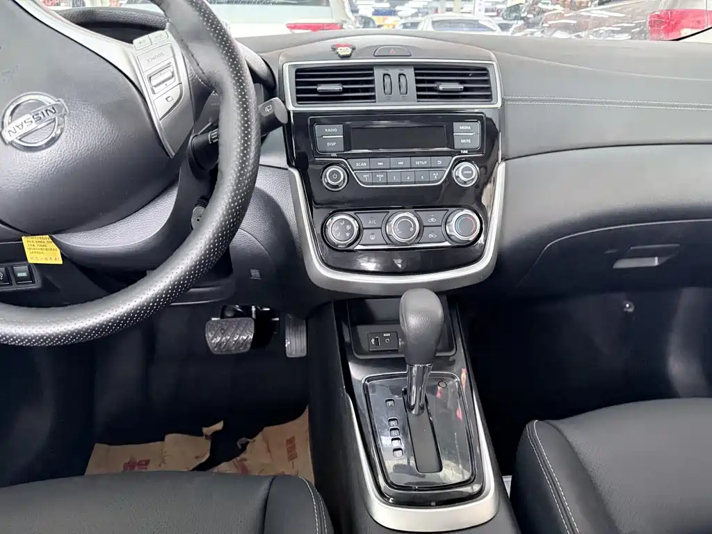 Nissan Tiida 2021 — фото 13