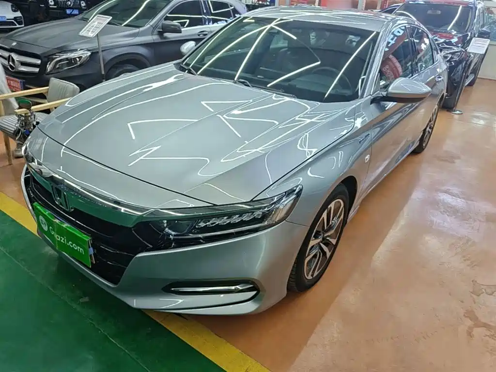 Honda Accord 2019 — фото 1