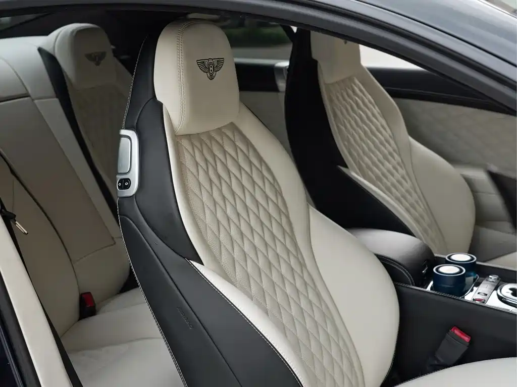 Bentley Continental 2013 — фото 19