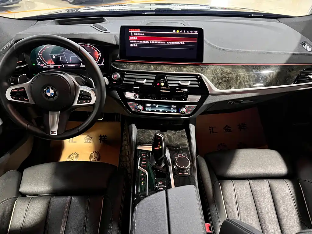 BMW 6 Series GT 2024 — фото 16