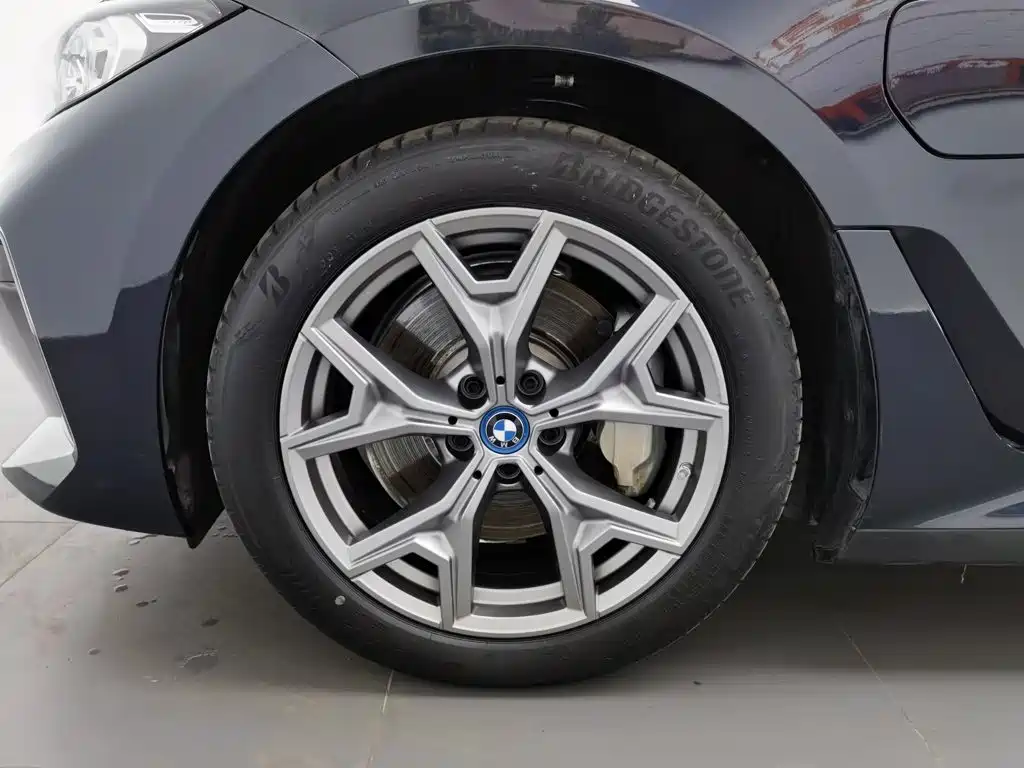 BMW i3 2023 — фото 17