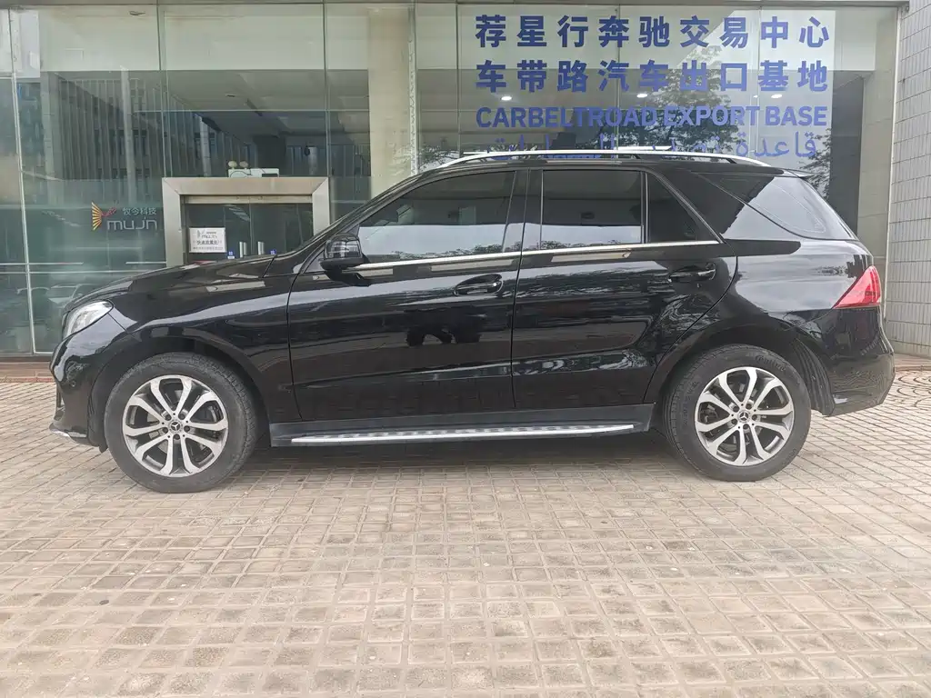 Mercedes-Benz GLE 2018 — фото 4