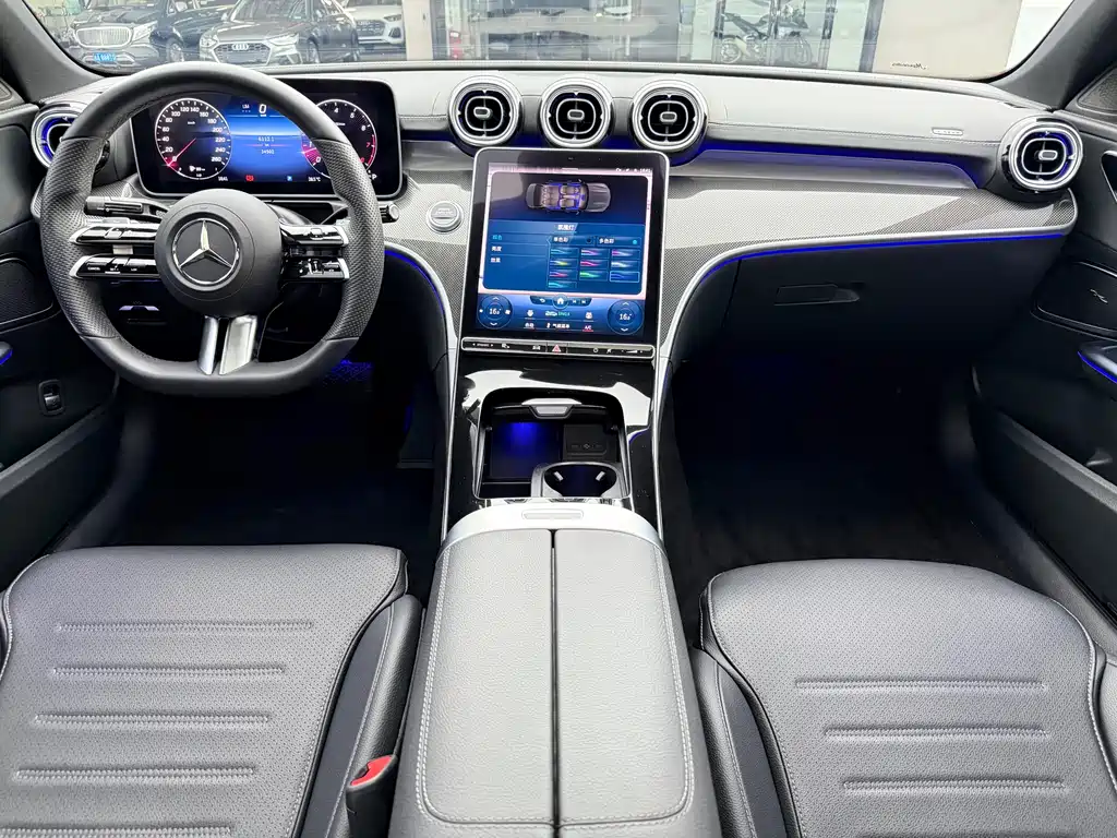 Mercedes-Benz C-Class 2022 — фото 15