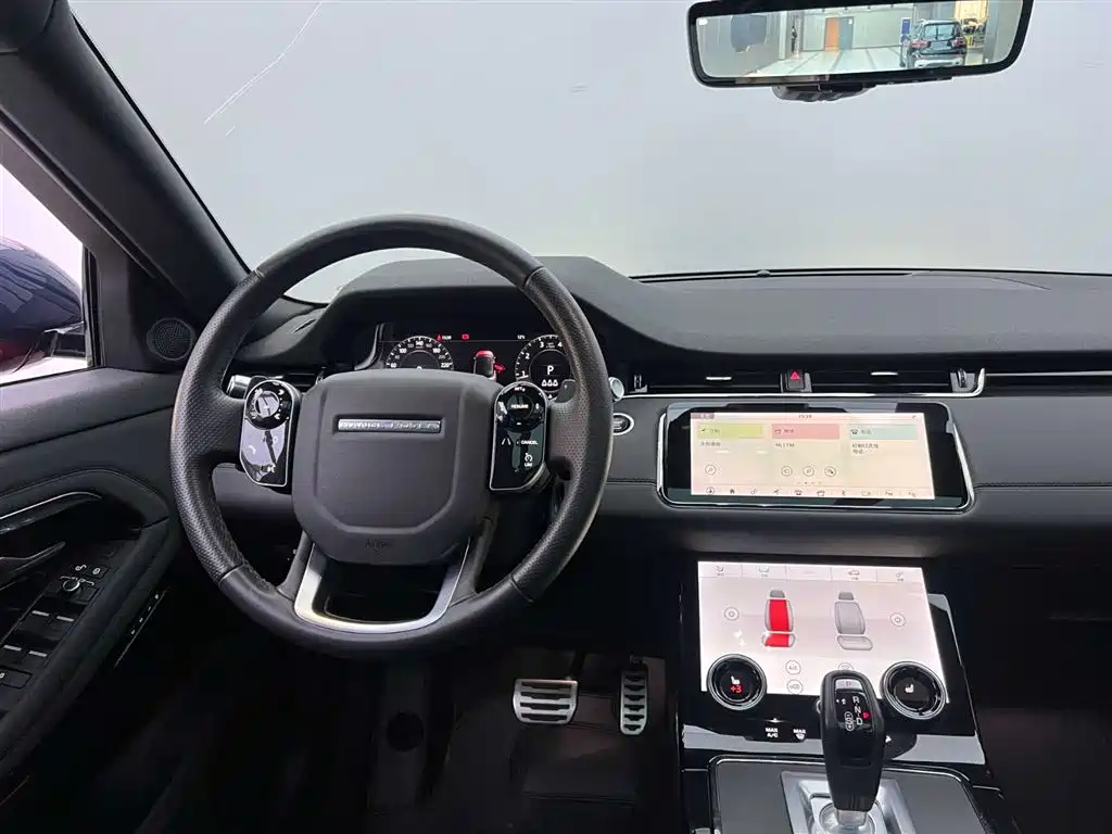 Land Rover Range Rover Evoque 2020 — фото 35