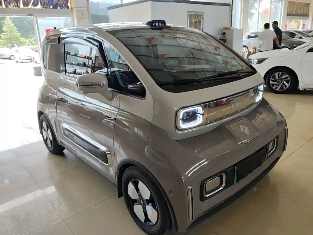 Baojun KiWi EV 2024 — фото 4
