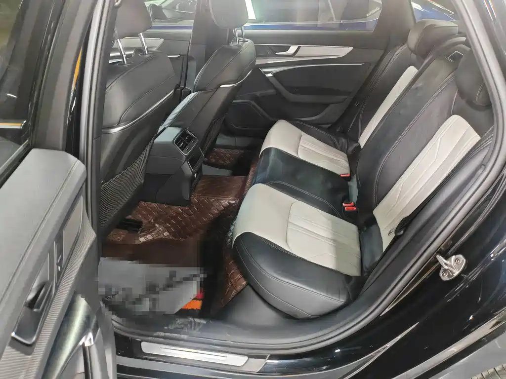 Audi A6L 2021