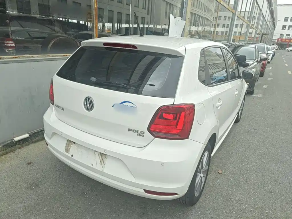 Volkswagen Polo 2016