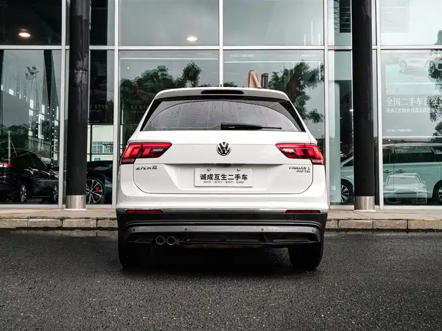 Volkswagen Tiguan L 2017 — фото 7