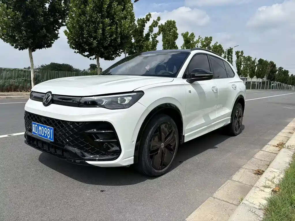 Volkswagen Tiguan L 2024