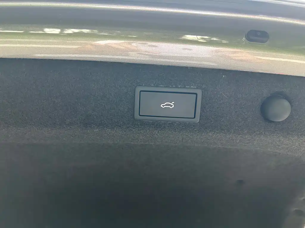 Skoda Octavia 2023 — фото 22