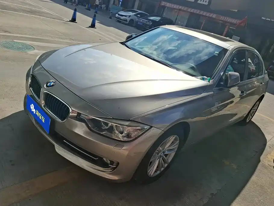 BMW 3 Series 2015 — фото 1