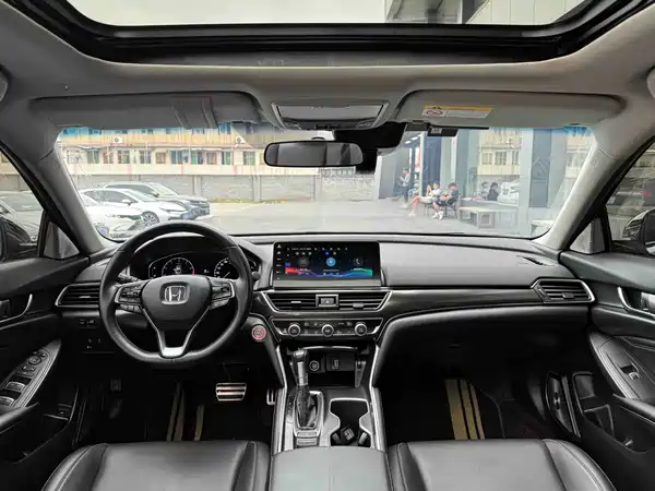 Honda Accord 2023