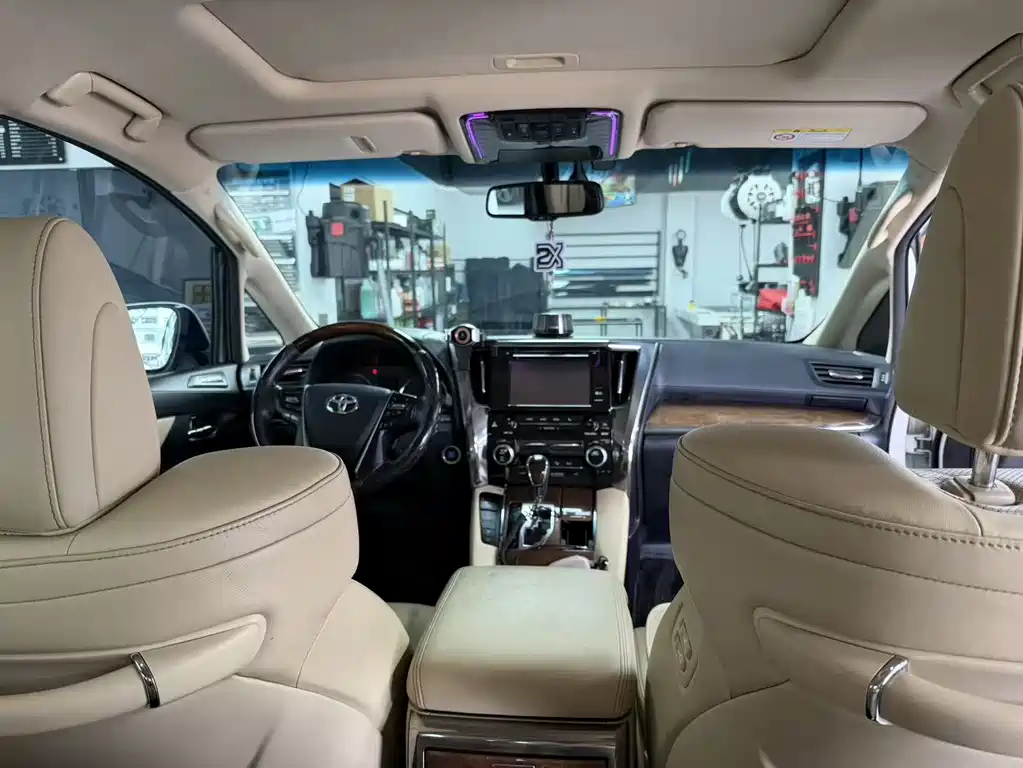 Toyota Alphard 2015 — фото 8