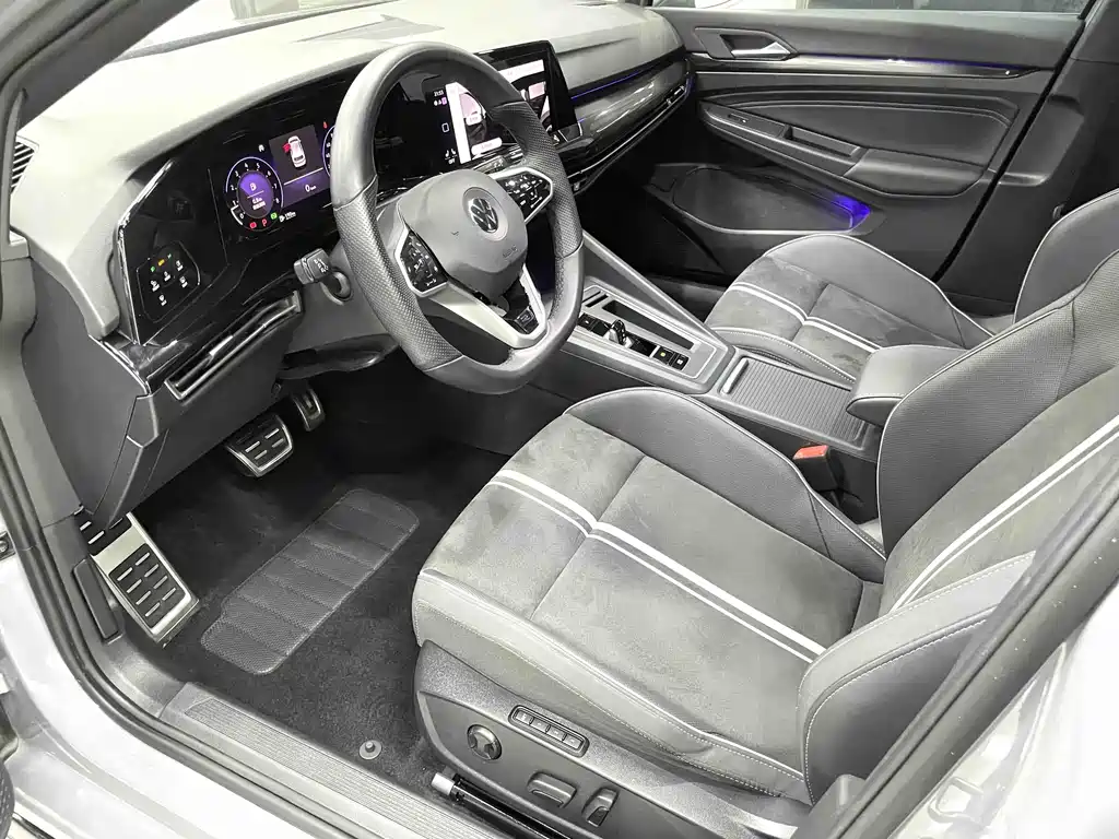 Volkswagen Golf 2022