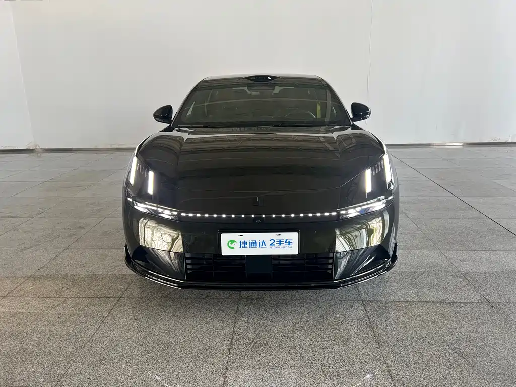 Lynk & Co 10 2025