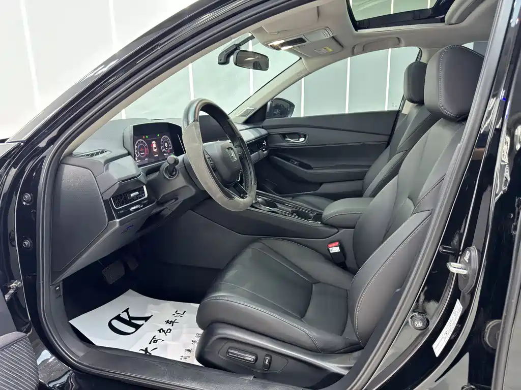 Honda Inspire 2025 — фото 4