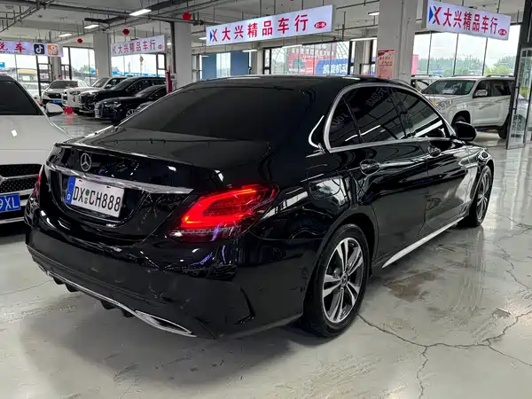 Mercedes-Benz C-Class 2020