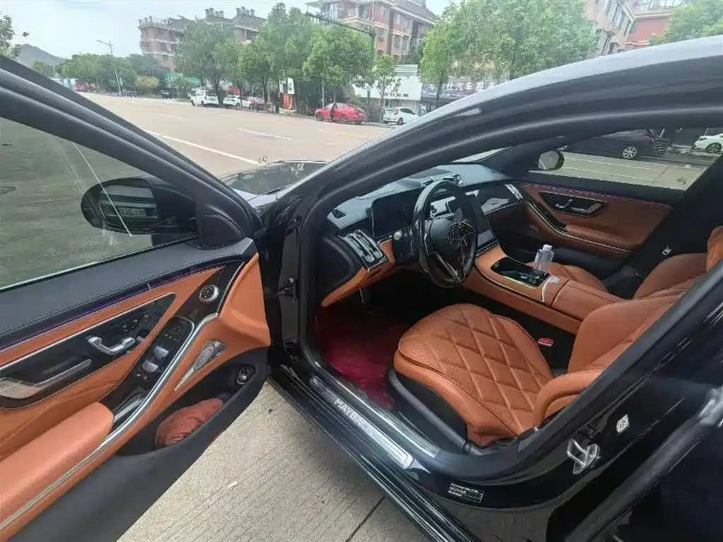 Mercedes-Benz Maybach S-Class 2022 — фото 8