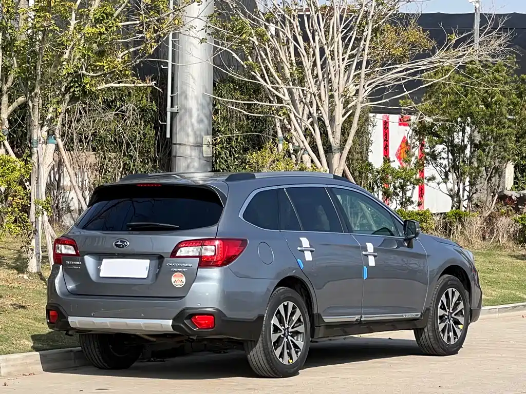 Subaru Outback 2015 — фото 2