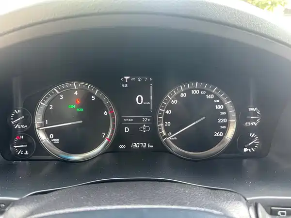 Lexus LX 2016
