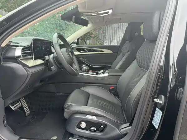 Hongqi H9 2022