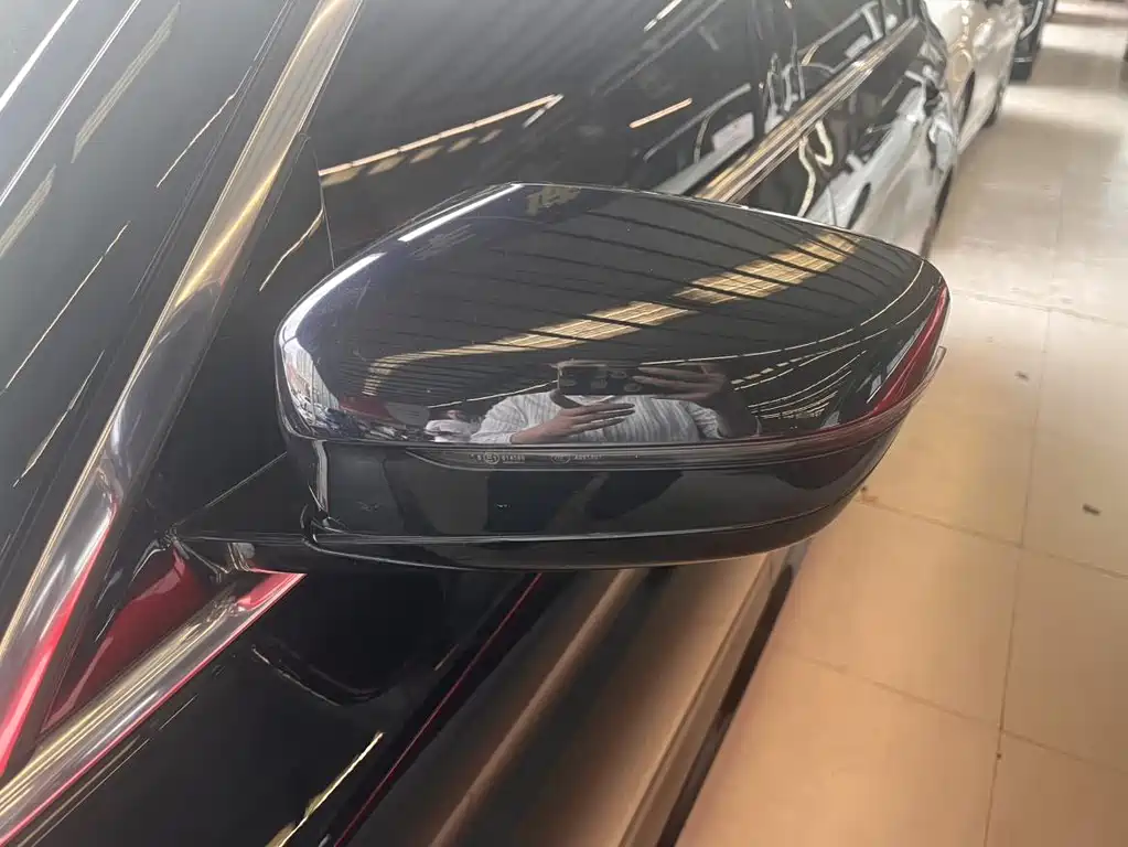 BMW 5 Series 2023