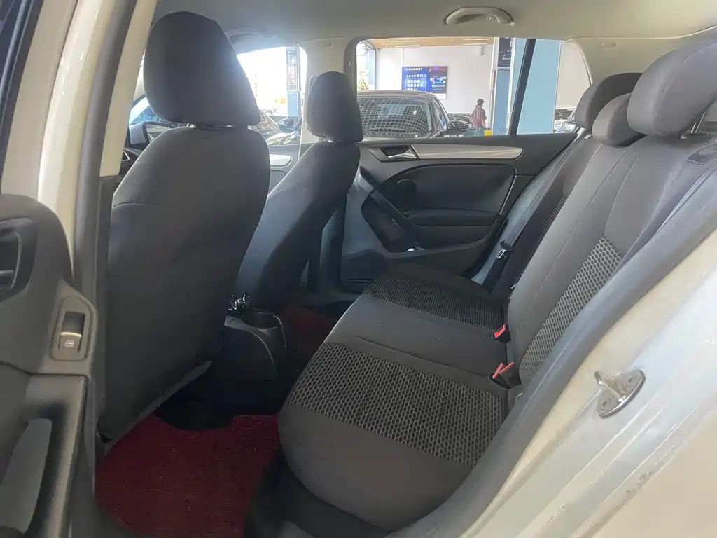 Volkswagen Golf 2013