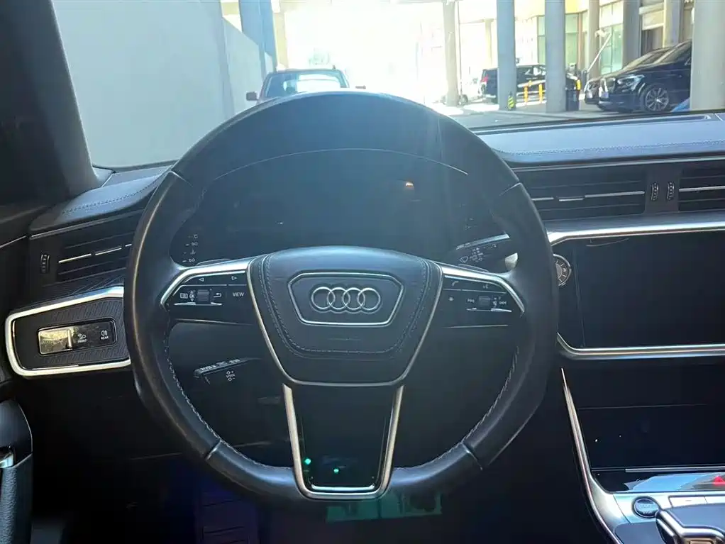 Audi A6L 2024 — фото 13