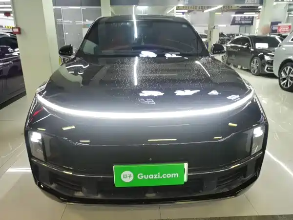 Li Auto L8 2023