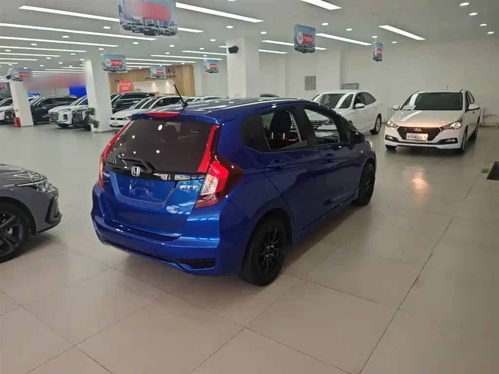 Honda Fit 2019 — фото 7
