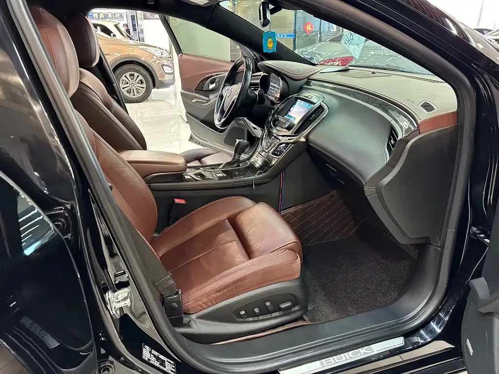 Buick LaCrosse 2014 — фото 11