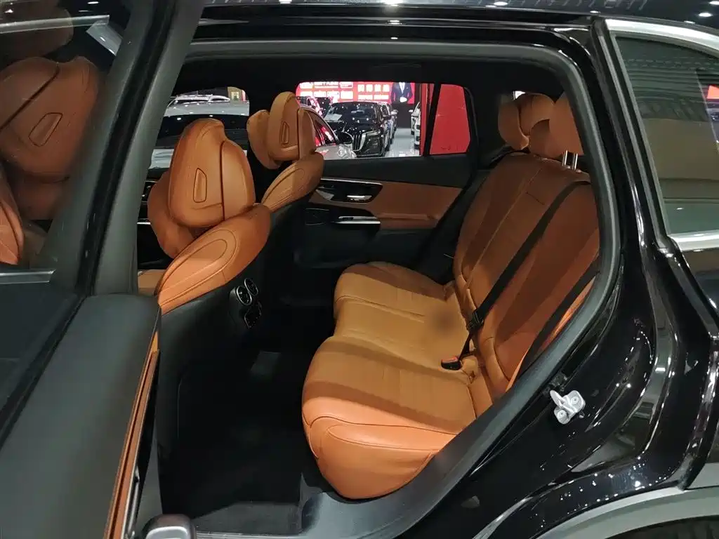 Mercedes-Benz GLC 2023 — фото 13