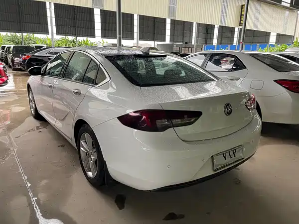 Buick Regal 2018