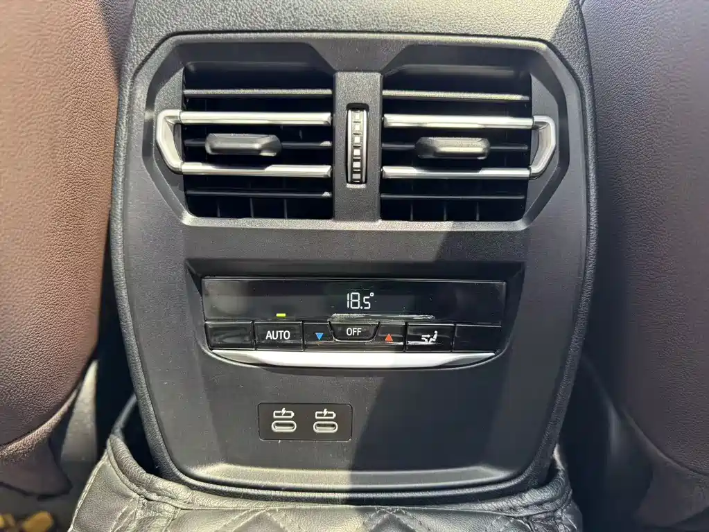 BMW 3 Series 2021 — фото 13